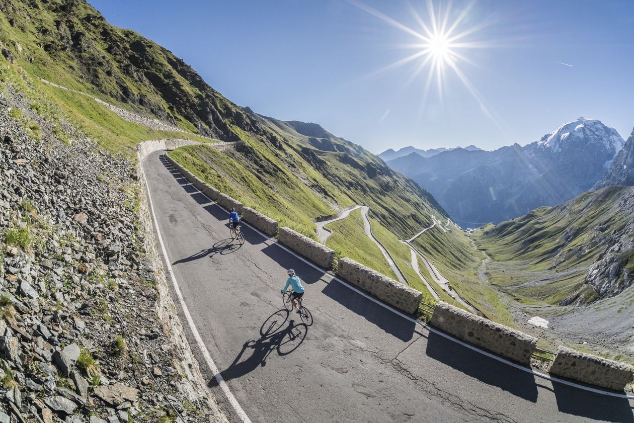 Stelvio Pass racing bike Venosta Valley South Tyrol bike tour