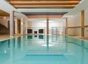 Solda Hotel con piscina coperta vacanza benessere
