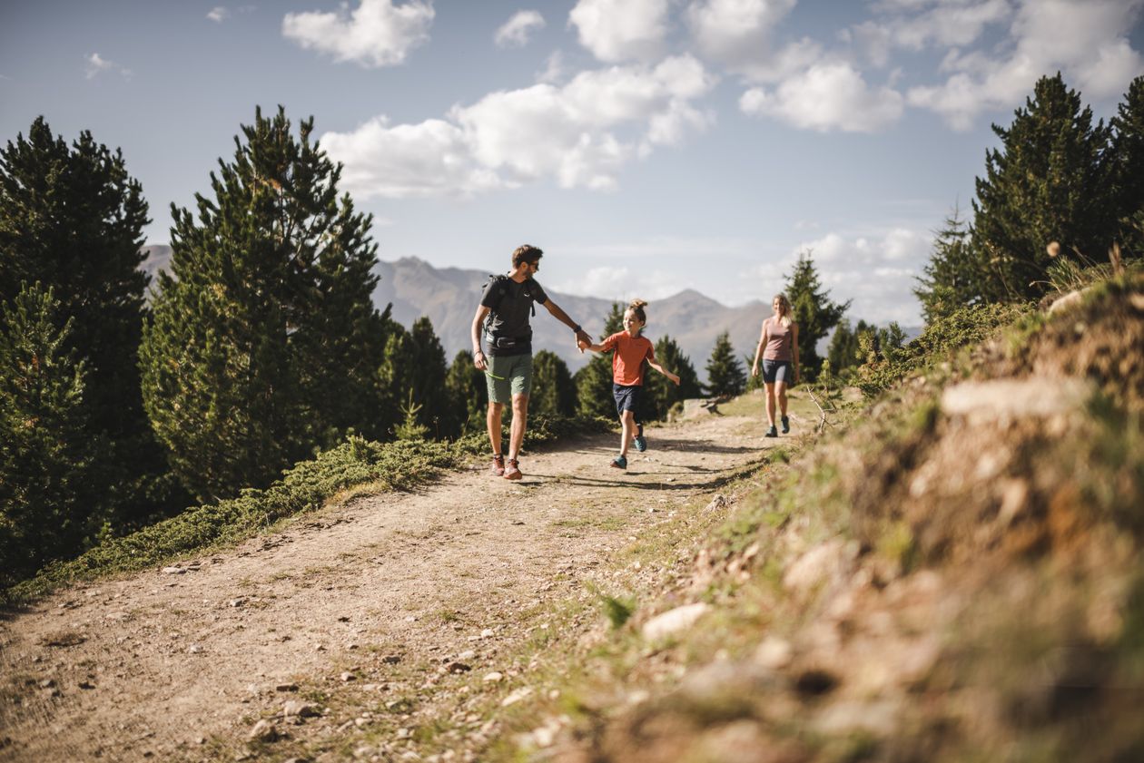 Escursione in famiglia Passeggiata Culturale Solda Val Venosta Alto Adige Escursioni