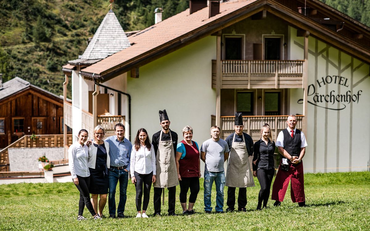 Famiglia Pfeifer Team del Lärchenhof Hotel Solda